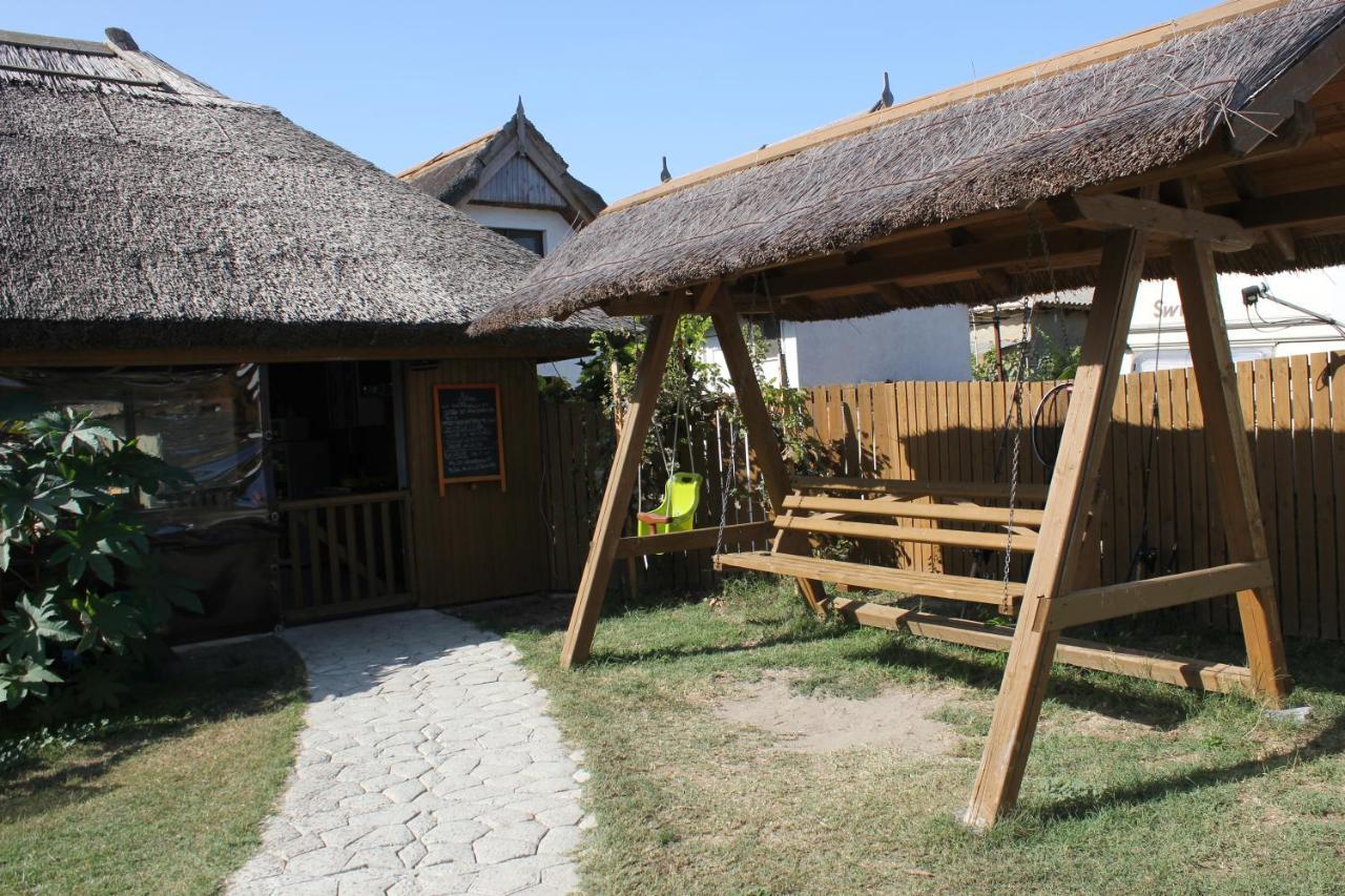 Готель Cerdacul Cu Stuf Сфинту-Георге Екстер'єр фото